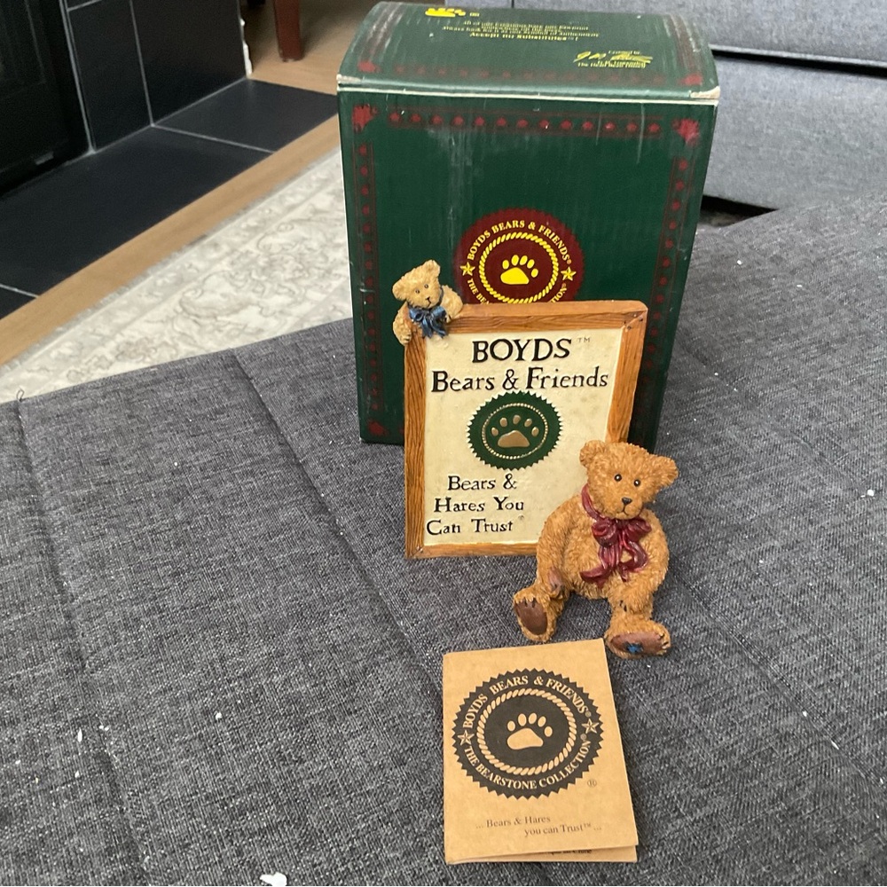 Boyds Bears Brown Figurine Set